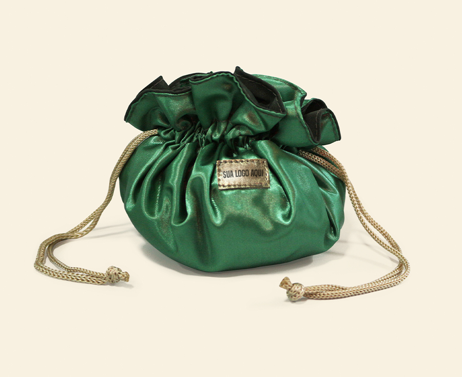 Saquinho verde acetinado com cordão