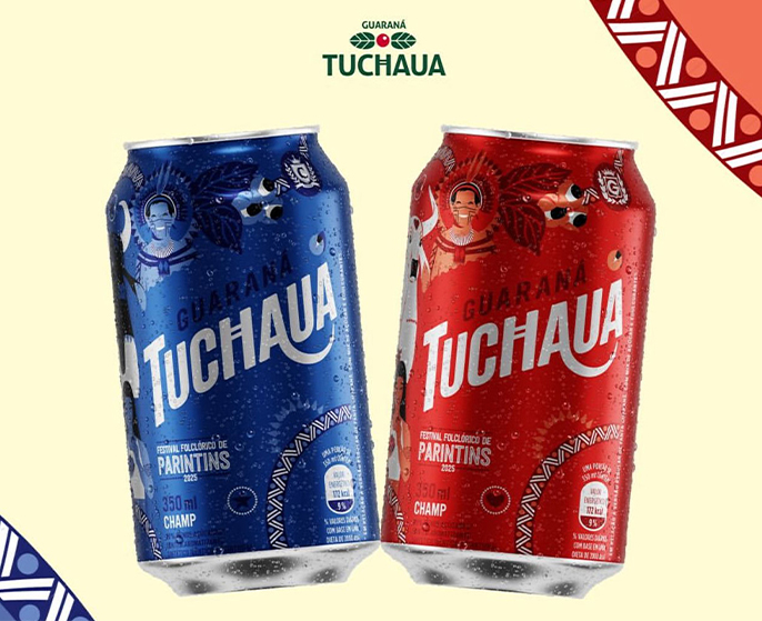 Duas latas do Guaraná Tuchaua nas cores azul e vermelha