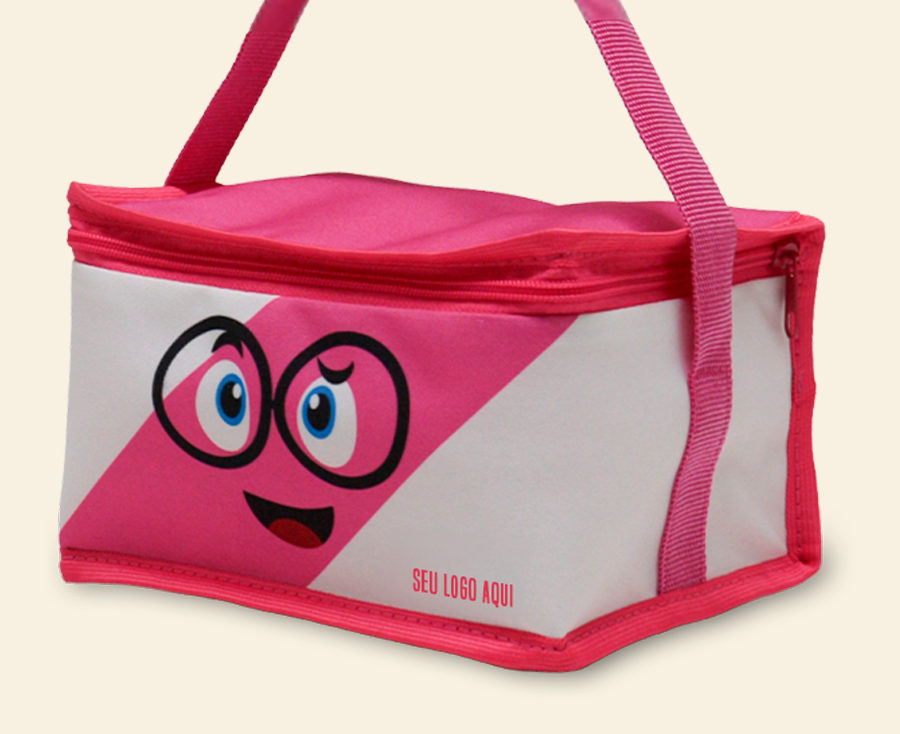 Bolsa térmica infantil personalizada rosa com estampa de rostinho, alça ajustável e área frontal para aplicação de logo